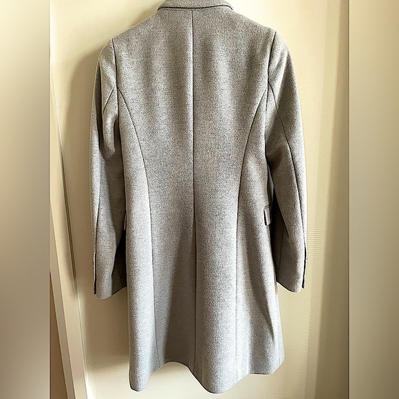 Size 8 Portman’s Grey Coat - Picture 4 of 10